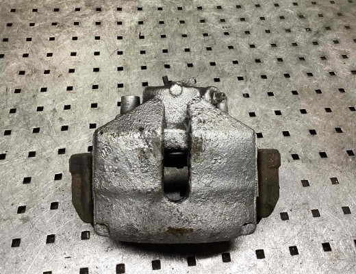 Суппорт передний левый Volkswagen Passat B6 (3C) 2005-2010  Volkswagen Passat Passat B6 (3C) 2005-2010