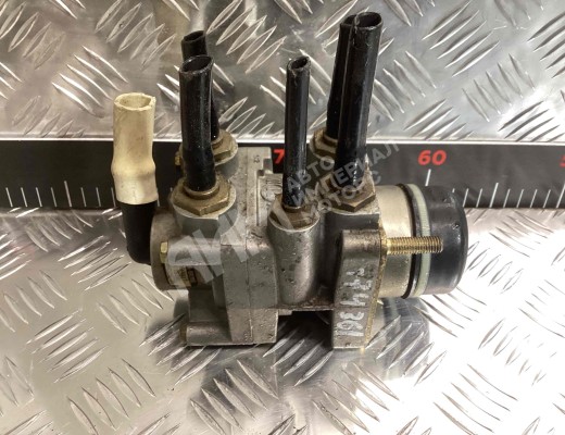 Кран главный тормозной MAN L2000 1994-2002  MAN L2000 L2000 1994-2002