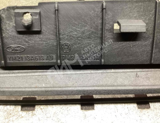 Стоп-сигнал Volkswagen Sharan I (7M) 2003-2010 2-й рестайлинг  Volkswagen Sharan Sharan I (7M) 2003-2010 2-й рестайлинг
