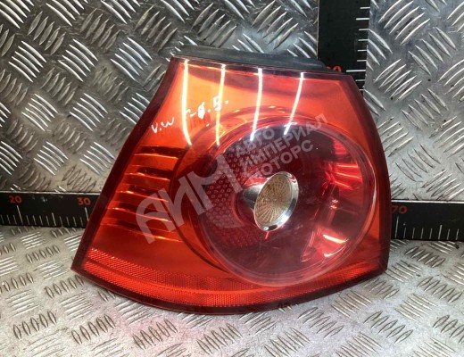 Фонарь задний левый Volkswagen Golf V (1K) 2004-2009  Volkswagen Golf Golf V (1K) 2004-2009