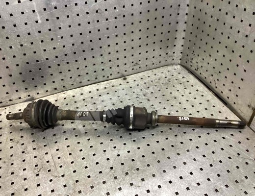 Полуось передняя правая (приводной вал, ШРУС) Citroen X. Picasso (N68) 1999-2010  Citroen Xsara Picasso X. Picasso (N68) 1999-2010