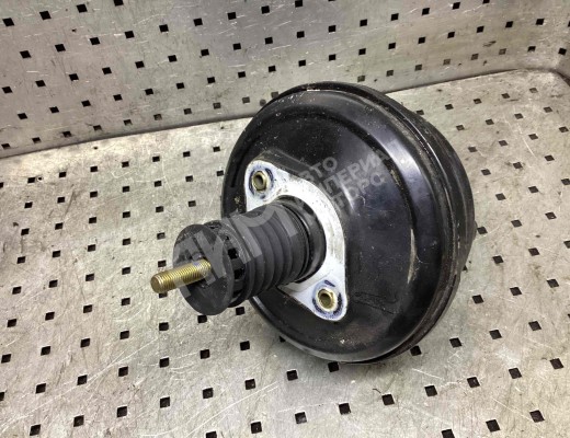 Вакуумный усилитель тормозов Volkswagen Passat B5 (3B) 1996-2000  Volkswagen Passat Passat B5 (3B) 1996-2000