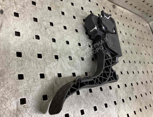 Педаль газа Volkswagen Golf IV (1J) 1997-2004  Volkswagen Golf Golf IV (1J) 1997-2004