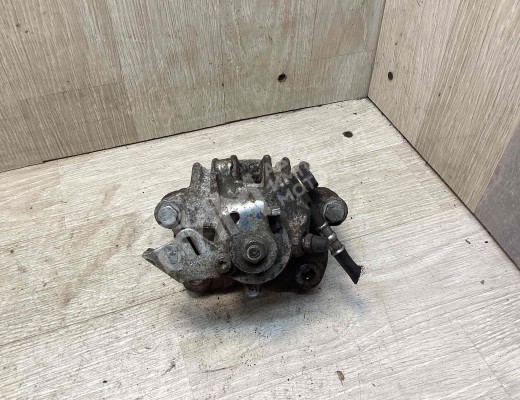 Суппорт задний левый Audi A3 I (8L) 1996-2000  Audi A3 A3 I (8L) 1996-2000