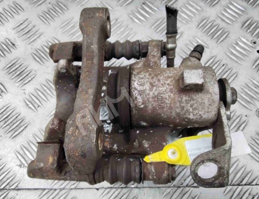 Суппорт задний правый Audi A3 I (8L) 1996-2000  Audi A3 A3 I (8L) 1996-2000