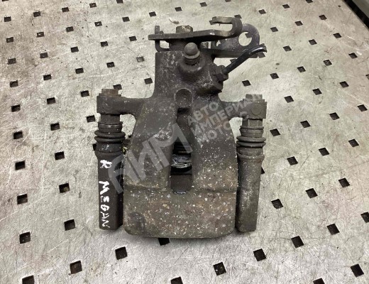 Суппорт задний правый Renault Megane II 2002-2006  Renault Megane Megane II 2002-2006