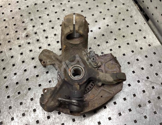 Ступица передняя правая Audi A3 I (8L) 1996-2000  Audi A3 A3 I (8L) 1996-2000