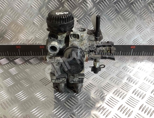 Кран уровня подвески Renault Magnum E-TECH II 1997-2000  Renault Magnum Magnum E-TECH II 1997-2000