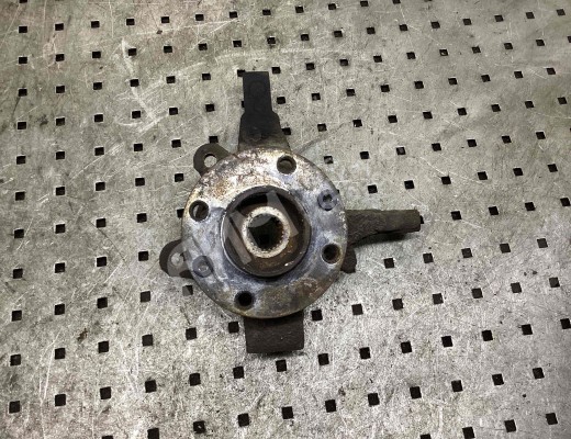 Ступица передняя левая Dacia Logan I (LS/KS) 2004-2012  Dacia Logan Logan I (LS/KS) 2004-2012