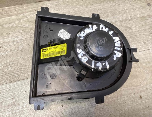 Моторчик печки Skoda Octavia A4 Tour (1U) 2000-2010 рестайлинг  Skoda Octavia Octavia A4 Tour (1U) 2000-2010 рестайлинг