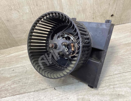 Моторчик печки Skoda Octavia A4 Tour (1U) 2000-2010 рестайлинг  Skoda Octavia Octavia A4 Tour (1U) 2000-2010 рестайлинг