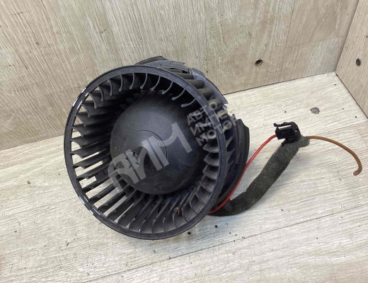 Моторчик печки Volkswagen Golf III (1H) 1991-1997  Volkswagen Golf Golf III (1H) 1991-1997