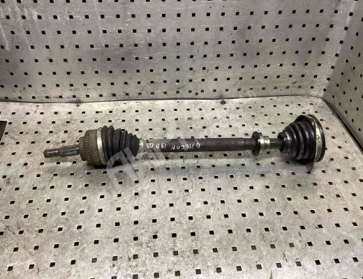 Полуось передняя левая (приводной вал, ШРУС) Renault Megane I 1995-2002  Renault Megane Megane I 1995-2002