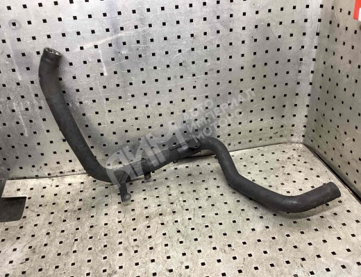 Патрубок (трубопровод, шланг) Nissan Primera II (P11) 1996-2002  Nissan Primera Primera II (P11) 1996-2002