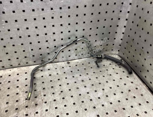 Трубка вакуумного насоса Nissan Primera II (P11) 1996-2002  Nissan Primera Primera II (P11) 1996-2002