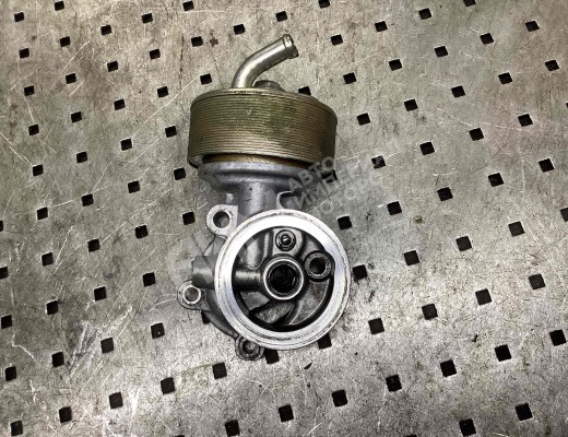 Корпус масляного фильтра Nissan Primera II (P11) 1996-2002  Nissan Primera Primera II (P11) 1996-2002