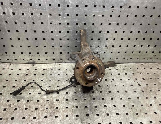 Ступица передняя левая Renault Clio III 2005-2013  Renault Clio Clio III 2005-2013