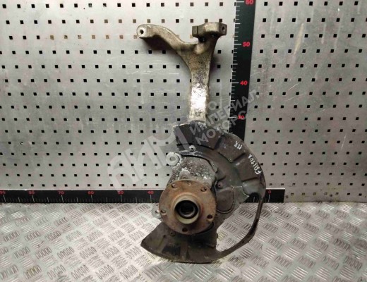 Кулак поворотный правый Volkswagen Phaeton (3D) 2002-2016  Volkswagen Phaeton Phaeton (3D) 2002-2016