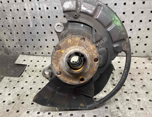 Кулак поворотный правый Volkswagen Phaeton (3D) 2002-2016  Volkswagen Phaeton Phaeton (3D) 2002-2016