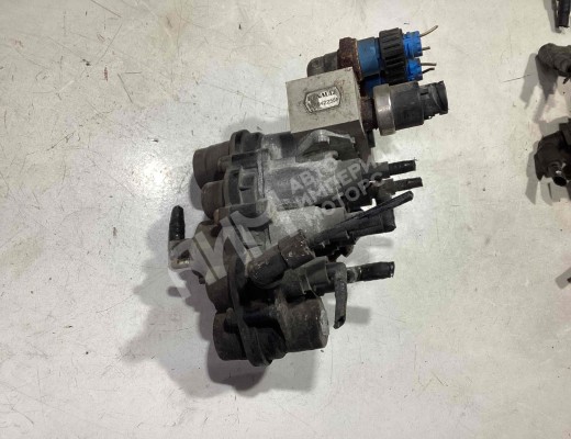 Клапан защитный 4-х контурный Renault Magnum E-TECH II 1997-2000  Renault Magnum Magnum E-TECH II 1997-2000