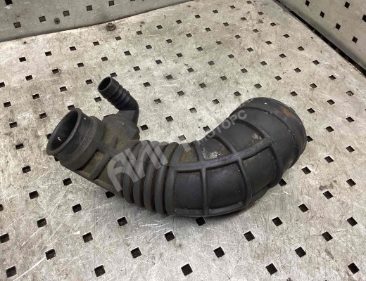 Патрубок воздушного фильтра Opel Vectra C 2002-2005  Opel Vectra Vectra C 2002-2005