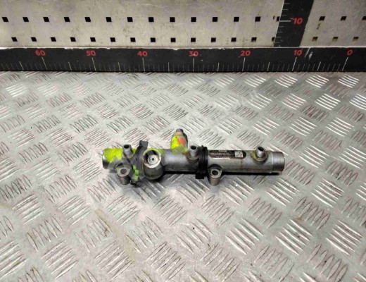 Топливная рампа Volkswagen Phaeton (3D) 2002-2016  Volkswagen Phaeton Phaeton (3D) 2002-2016