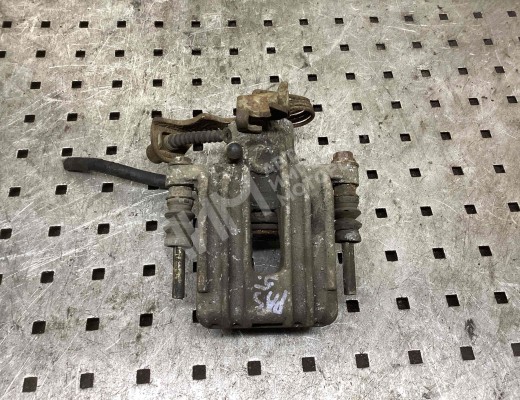 Суппорт задний левый Volkswagen Passat B5 (3B) 1996-2000  Volkswagen Passat Passat B5 (3B) 1996-2000