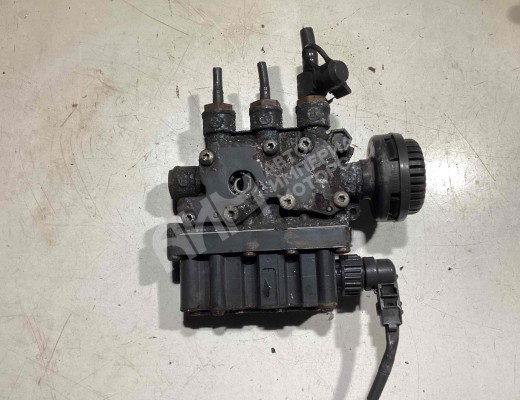 Кран уровня подвески Mercedes Axor 2001-н.в.  Mercedes Axor Axor 2001-н.в.