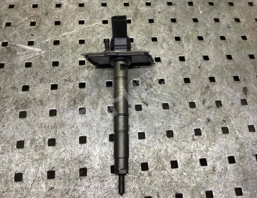 Форсунка Audi A6 C6 (4F) 2004-2008  Audi A6 A6 C6 (4F) 2004-2008