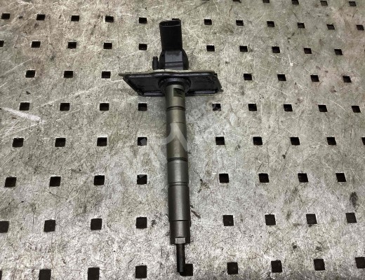 Форсунка Audi A6 C6 (4F) 2004-2008  Audi A6 A6 C6 (4F) 2004-2008