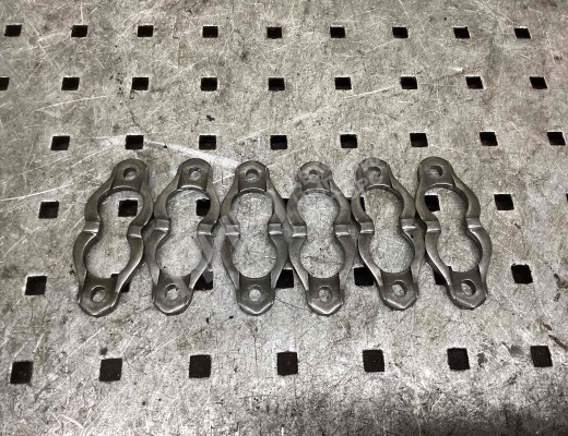 Скоба (кронштейн) крепления форсунки Audi A6 C6 (4F) 2004-2008  Audi A6 A6 C6 (4F) 2004-2008