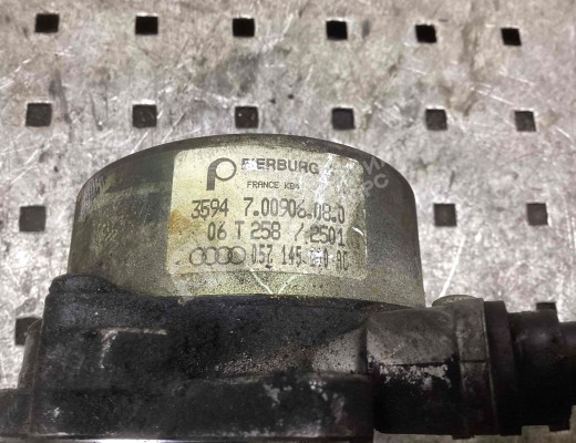 Насос вакуумный Audi A6 C6 (4F) 2004-2008  Audi A6 A6 C6 (4F) 2004-2008