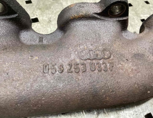 Коллектор выпускной Audi A6 C6 (4F) 2004-2008  Audi A6 A6 C6 (4F) 2004-2008