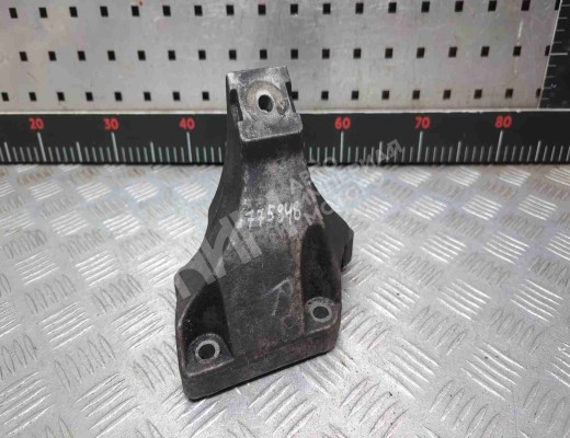 Кронштейн двигателя Audi A6 C6 (4F) 2004-2008  Audi A6 A6 C6 (4F) 2004-2008