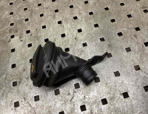 Маслозаливная горловина Audi A6 C6 (4F) 2004-2008  Audi A6 A6 C6 (4F) 2004-2008