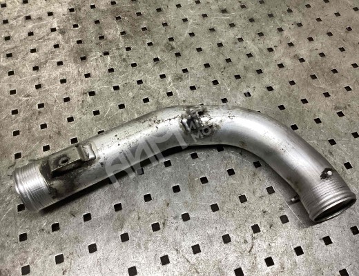 Патрубок интеркулера Audi A6 C6 (4F) 2004-2008  Audi A6 A6 C6 (4F) 2004-2008