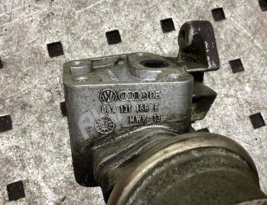 Клапан EGR Volkswagen Caddy III (2K) 2004-2010  Volkswagen Caddy Caddy III (2K) 2004-2010