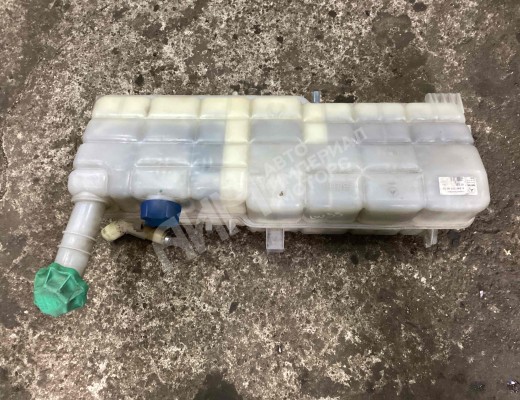 Бачок расширительный Mercedes Axor 2001-н.в.  Mercedes Axor Axor 2001-н.в.