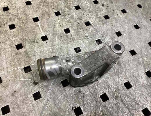 Фланец (тройник) системы охлаждения Opel Astra G 1998-2004  Opel Astra Astra G 1998-2004