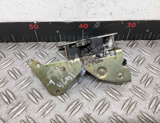 Замок двери передней левой Scania P-series I 2004-2017  Scania P-series P-series I 2004-2017