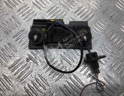 Кнопка открытия багажника Opel Astra H 2004-2007  Opel Astra Astra H 2004-2007