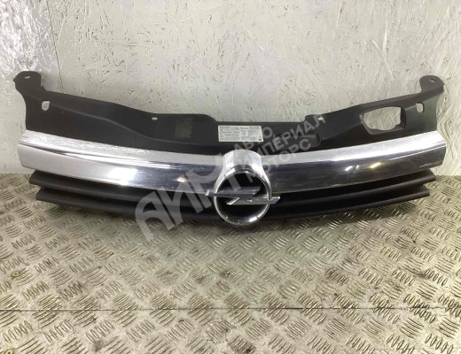 Решетка радиатора Opel Astra H 2004-2007  Opel Astra Astra H 2004-2007