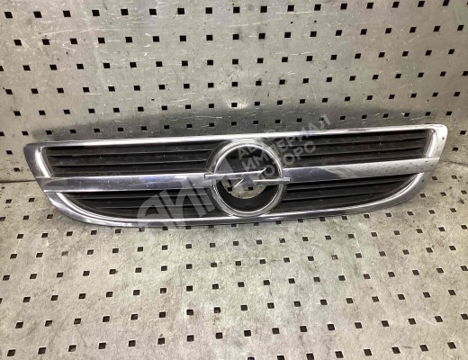 Решетка радиатора Opel Zafira A 2003-2005 рестайлинг  Opel Zafira Zafira A 2003-2005 рестайлинг