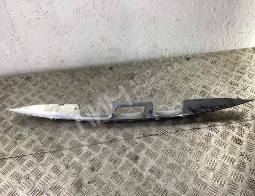 Накладка двери (крышки) багажника Peugeot 407 2004-2010  Peugeot 407 407 2004-2010