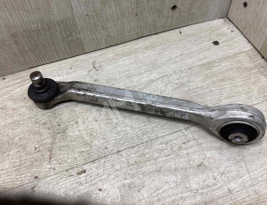 Рычаг передний правый Volkswagen Passat B5+ (3B) 2000-2005 рестайлинг  Volkswagen Passat Passat B5+ (3B) 2000-2005 рестайлинг