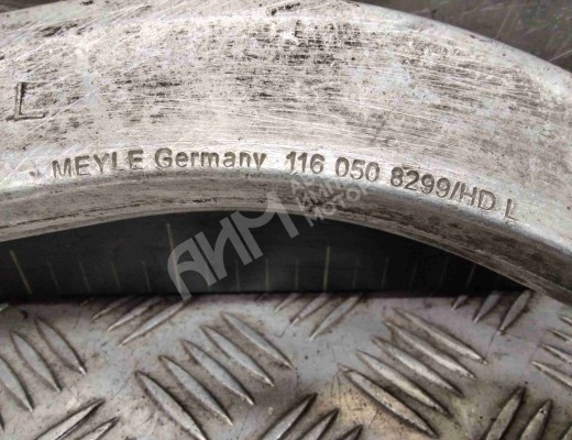 Рычаг передний левый Volkswagen Passat B5 (3B) 1996-2000  Volkswagen Passat Passat B5 (3B) 1996-2000