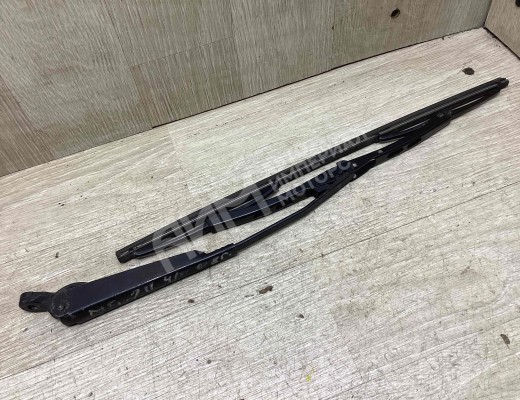 Щеткодержатель задний Mercedes E (W211) 2002-2006  Mercedes E E (W211) 2002-2006