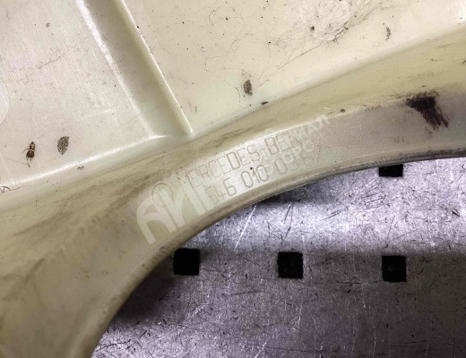 Декоративная крышка двигателя Mercedes E (W211) 2002-2006  Mercedes E E (W211) 2002-2006
