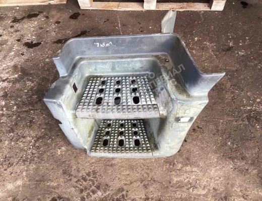 Подножка кабины левая (входной модуль) Iveco Stralis I 2002-2012  Iveco Stralis Stralis I 2002-2012