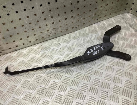 Щеткодержатель (поводок стеклоочистителя, дворник) Mercedes E (W211) 2002-2006  Mercedes E E (W211) 2002-2006